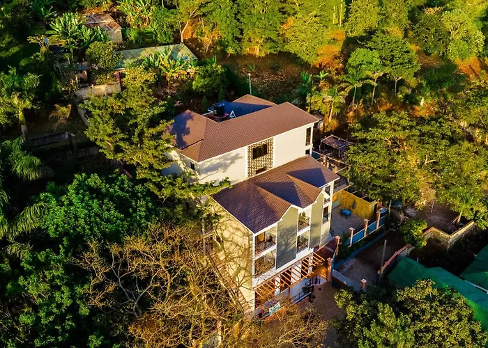 Greenside Hotel